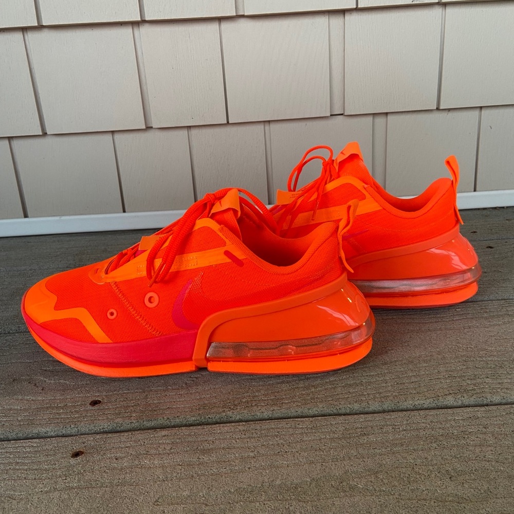 Orange Nike air max up